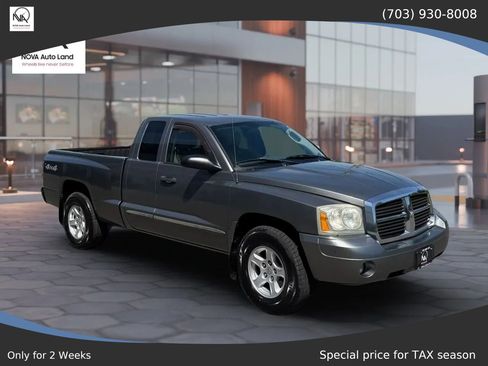 Used 2005 Dodge Dakota SLT AWD/4WD image 1