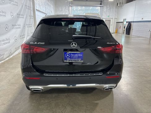 Certified 2025 Mercedes-Benz GLA 250 4MATIC image 5