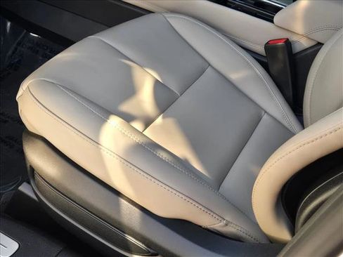 New 2026 Lincoln Corsair Premiere image 4