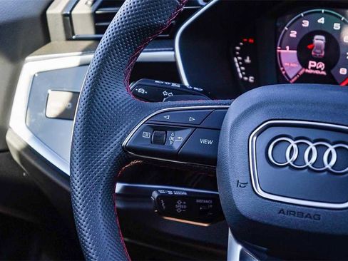 New 2025 Audi Q3 2.0T Premium Plus image 16