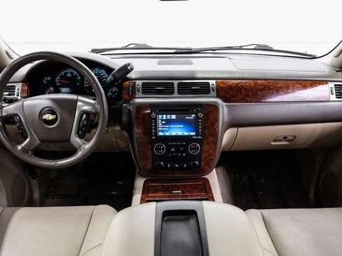 Used 2013 Chevrolet Tahoe LTZ RWD image 20