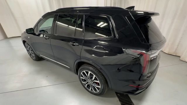 Used 2023 Cadillac XT6 Sport AWD/4WD image 6