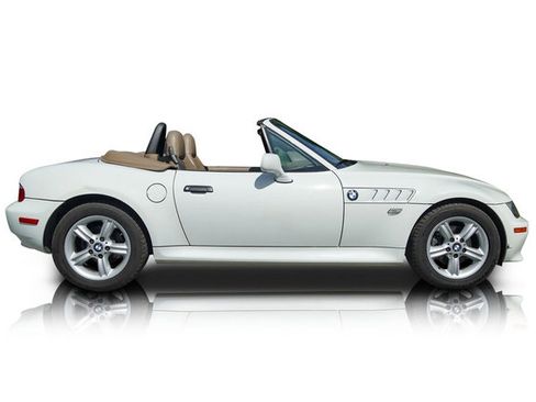 Used 2000 BMW Z3 2.5i image 2