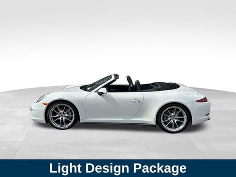 Used 2014 Porsche 911 Carrera 4 image 2