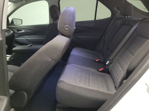 Used 2022 Chevrolet Equinox LT FWD image 18