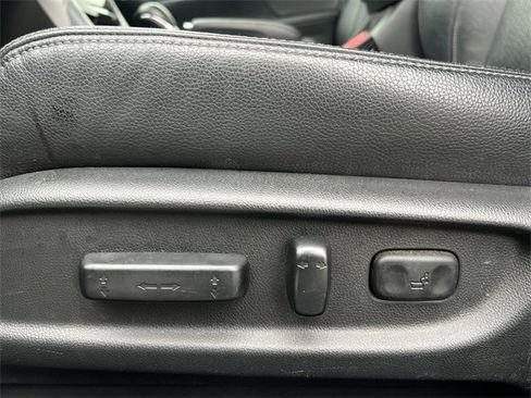 Used 2016 Honda Accord Touring image 28