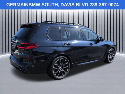 Used 2025 BMW X7 M60i AWD/4WD image 5