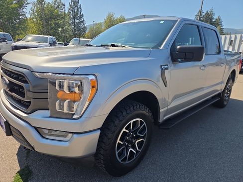 Used 2022 Ford F150 XLT w/ Equipment Group 302A High AWD/4WD image 4