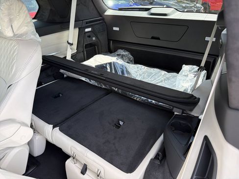 New 2027 BMW X7 xDrive40i w/ Executive Package AWD/4WD image 23