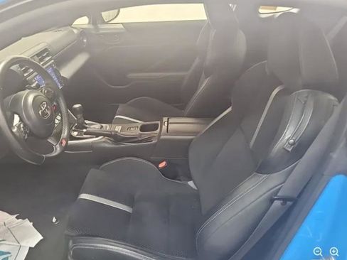 Used 2023 Toyota GR86 Premium RWD image 11