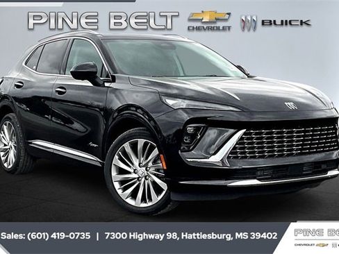 New 2025 Buick Envision Avenir image 1