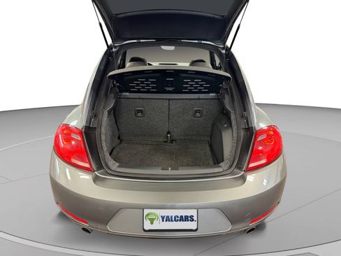Used 2012 Volkswagen Beetle 2.0T FWD image 25