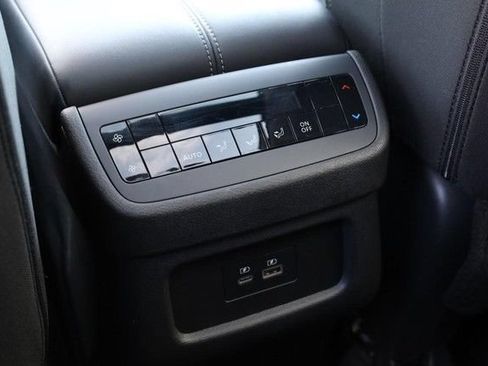 Certified 2025 Nissan Pathfinder SV w/ SV Premium Package FWD image 25