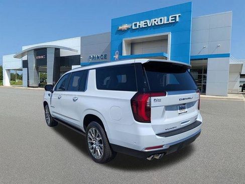 New 2026 GMC Yukon XL Denali w/ Sun & Power Step Package RWD image 7