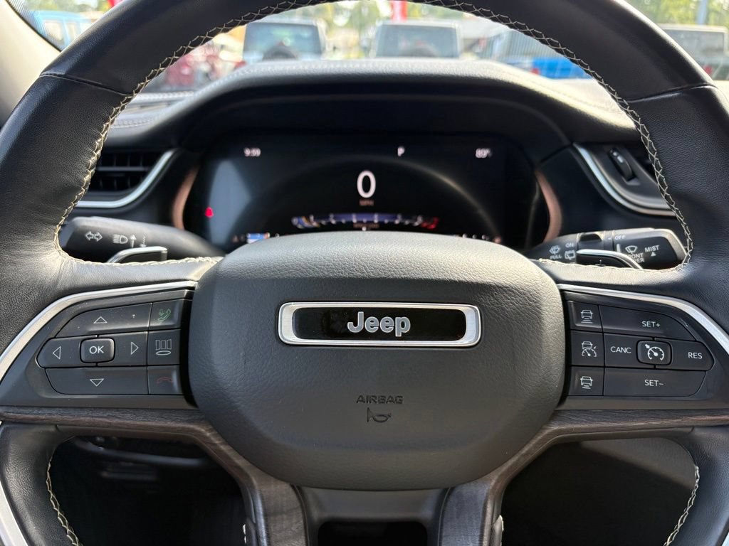Used 2021 Jeep Grand Cherokee L Limited AWD/4WD image 14