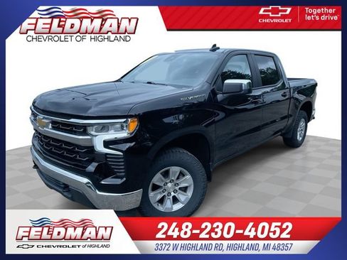 Used 2022 Chevrolet Silverado 1500 LT AWD/4WD image 1