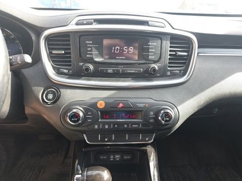 Used 2016 Kia Sorento EX w/ EX Premium Package image 14