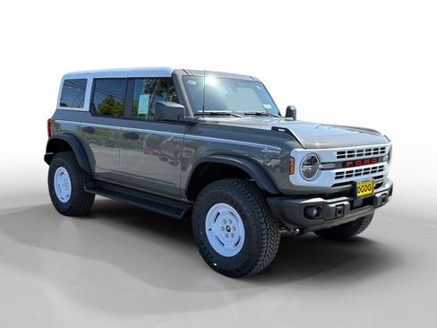 New 2026 Ford Bronco Heritage Edition AWD/4WD image 7