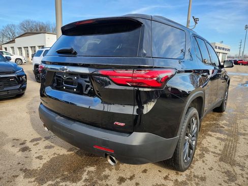 Used 2023 Chevrolet Traverse RS image 4