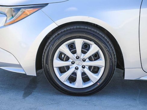 Certified 2024 Toyota Corolla LE image 11