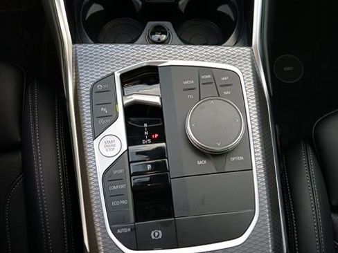 New 2026 BMW 330i Sedan w/ M Sport Package image 22