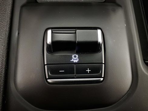 Used 2024 GMC Sierra 2500 AT4 w/ AT4 Premium Plus Package AWD/4WD image 22