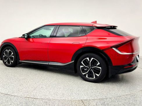 Used 2022 Kia EV6 Wind image 7