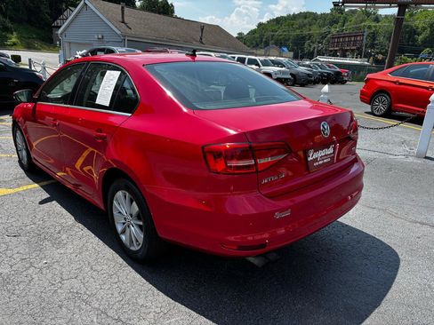 Used 2015 Volkswagen Jetta SE FWD image 5