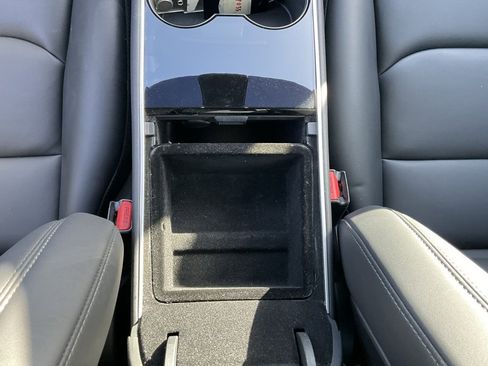 Used 2018 Tesla Model 3 Mid Range image 44