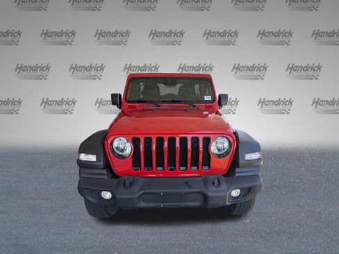 Used 2022 Jeep Wrangler Unlimited Sport AWD/4WD image 3