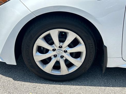 Used 2025 Toyota Corolla LE FWD image 48