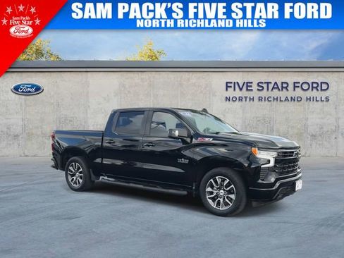 Used 2022 Chevrolet Silverado 1500 RST w/ Convenience Package II image 2