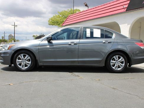 Used 2011 Honda Accord SE image 39