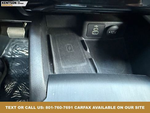 Used 2025 Ford Escape Platinum image 26