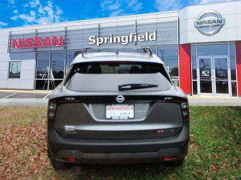 New 2026 Nissan Kicks SR w/ Cold Weather Package image 5