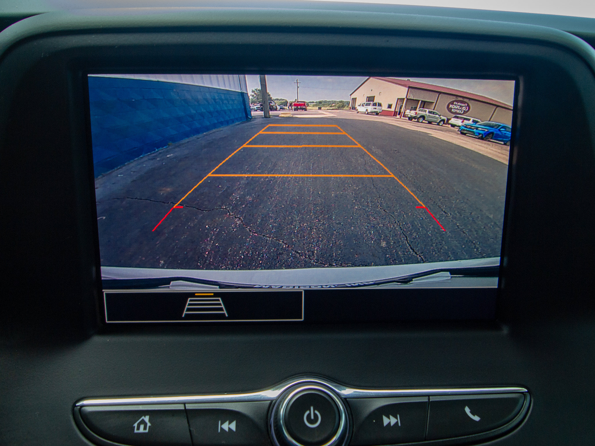 Used 2022 Chevrolet Camaro LT RWD image 17