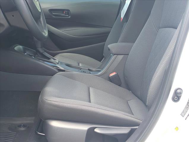 Certified 2025 Toyota Corolla LE w/ Convenience Package FWD image 17