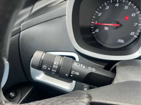 Used 2016 Chevrolet Equinox LTZ w/ Enhanced Convenience Package image 24