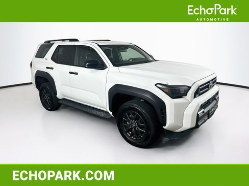 Used 2025 Toyota 4Runner SR5 AWD/4WD image 1