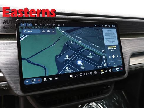 Used 2023 Rivian R1S Adventure AWD/4WD image 17