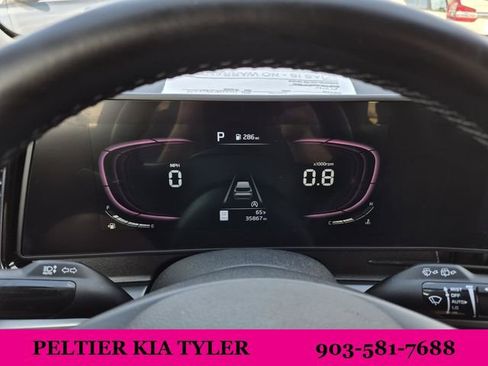 Used 2023 Kia Sportage EX image 29