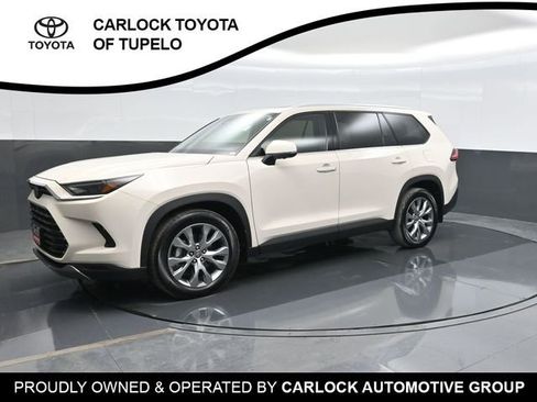 Used 2024 Toyota Grand Highlander Limited image 1