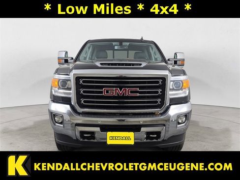 Used 2019 GMC Sierra 3500 SLT w/ Duramax Plus Package image 8