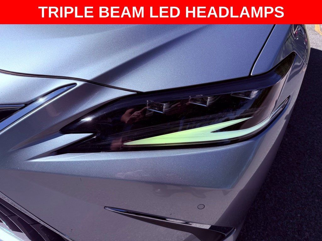 Certified 2022 Lexus ES 350 Ultra Luxury w/ Accessory Package 2 FWD image 9