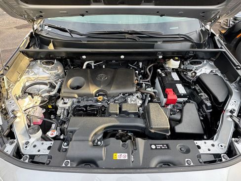 Used 2025 Toyota RAV4 XLE image 31