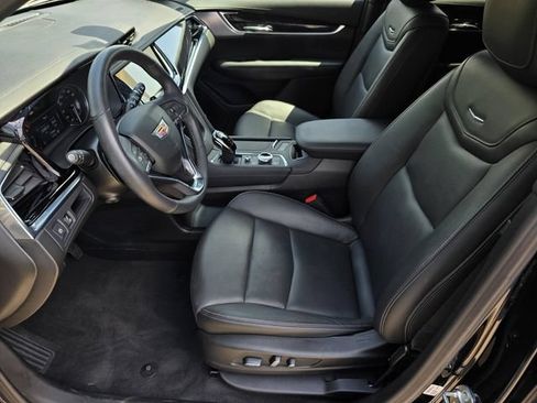 Used 2024 Cadillac XT6 Premium Luxury w/ LPO, Floor Liner Package AWD/4WD image 38