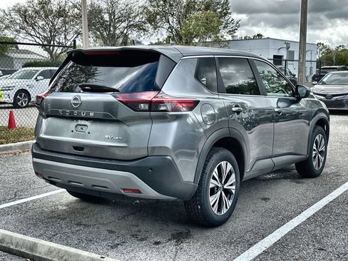 Used 2023 Nissan Rogue SV AWD/4WD image 8