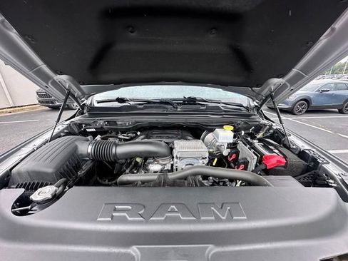 Used 2022 RAM 1500 Big Horn AWD/4WD image 17