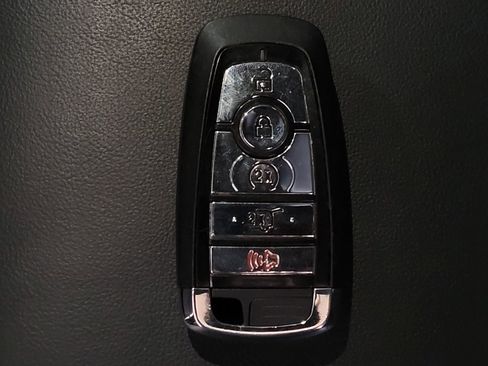 Used 2022 Lincoln Corsair FWD image 32