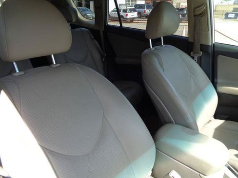 Used 2008 Toyota RAV4 Limited AWD/4WD image 23